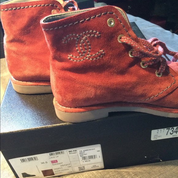 Burgundy Chanel boots - Picture 14 of 14